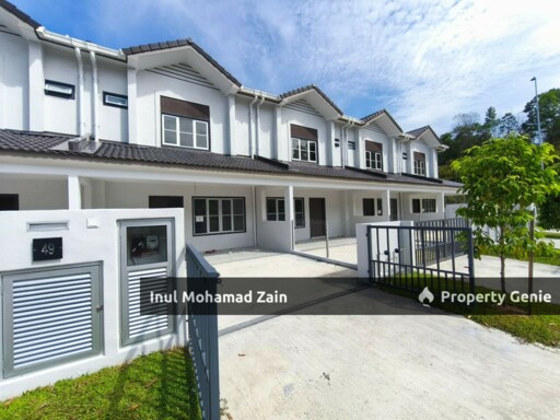 Double Storey Terrace Intermediate M Senyumia