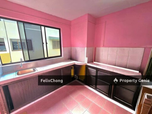 Ungku Tun Aminah Low Cost Flat,Skudai,Level 3,blok 72,Renovated