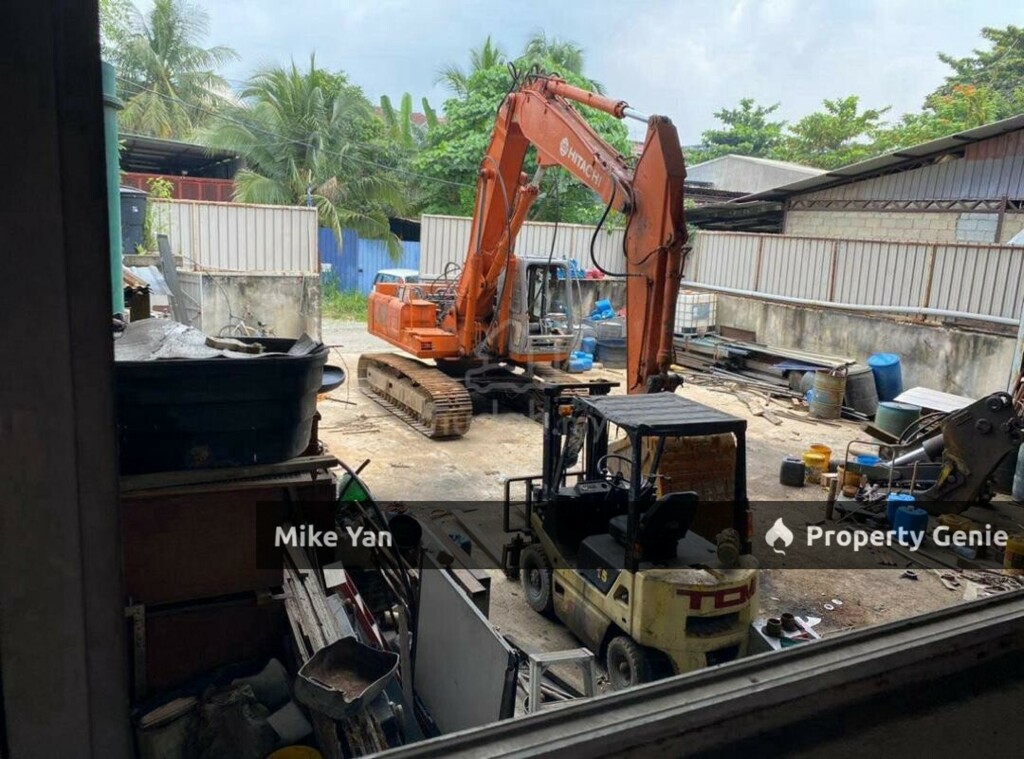 Warehouse Factory Taman Berlian Greenwood Jalan Desa Minang Batu Caves Gombak