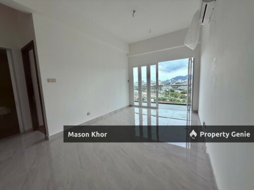 CODRINGTON RESIDENCE CONDO MIDDLE FLOOR 1512sf ORIGINAL UNIT GEORGETOWN