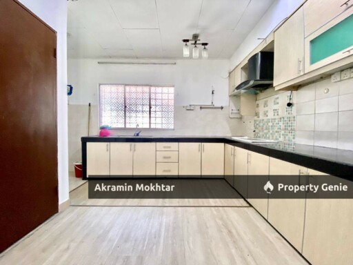 FREEHOLD, RENOVATED & PARTIALLY FURNISHED | Double Storey Terrace@Laman 2, Bandar Seri Putra