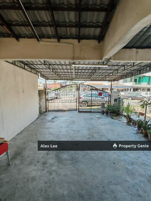 2 Storey House Taman Bukit Belimbing Selangor Freehold Landed Home Spacious Layout Quiet Residential Area Ideal For Family Living