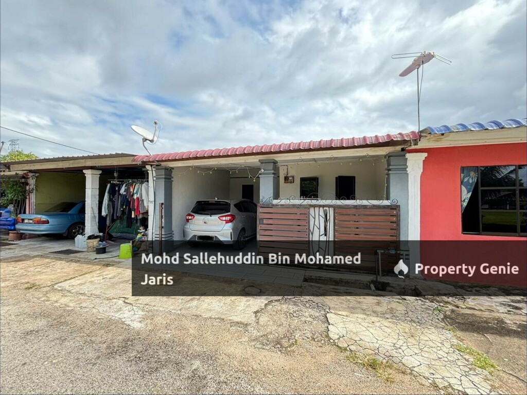 [FACING OPEN] RUMAH TERES TAMAN PERAMU JAYA PEKAN