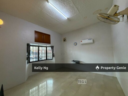 1 Sty Endlot House At Jenjarom For Rent
