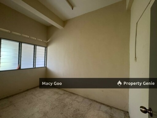 2 Storey Terrace Kampung Enam