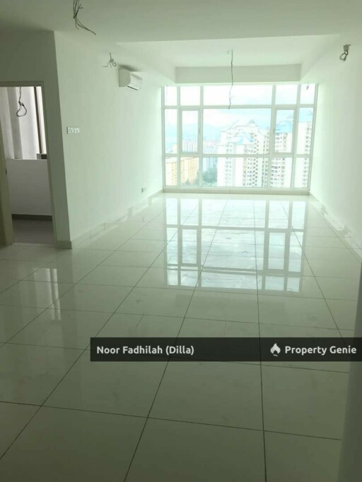 KLCC View The Court @ Central Residence Partial Furnished Full Loan
