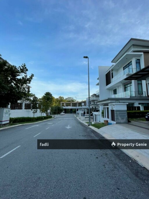 verge 32 puncak melawati