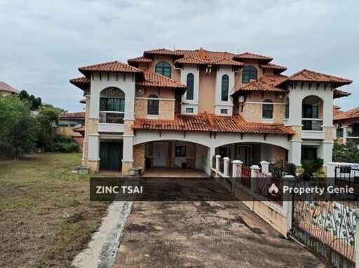 Putramas Seksyen 7 Shah Alam 2.5 Storey Semi D Auction | 9,860 sqft Land