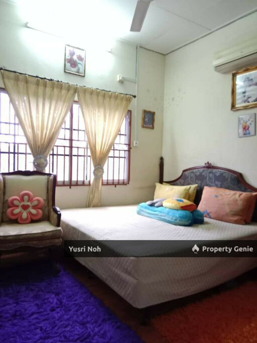 RUMAH BANGLO 1½ TINGKAT DI TAMAN TUANKU JAAFAR SENAWANG