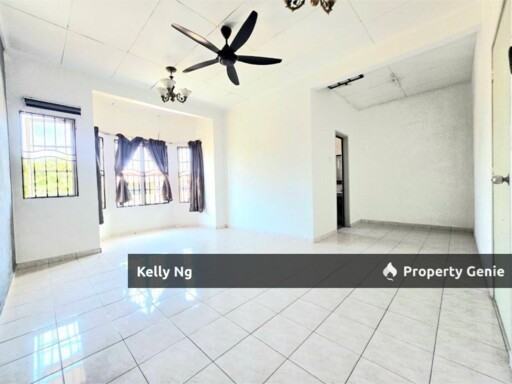 Double Sty Renovated Gated & Guarded House At Puteri Klang Rent