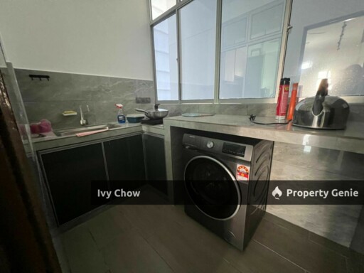 Sks Habitat Larkin Room for rent