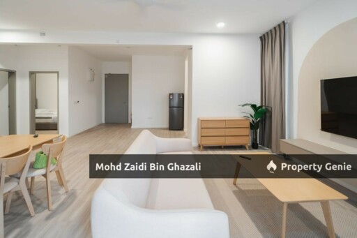 Fully furnished 3 bedrooms condo @ lakefront resident