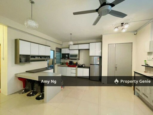 Corner Condo For Sale, Sky Garden Klebang