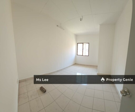 2 Storey house-Bandar Puteri Klang @ Port Klang-Sale Below Bank Value Rm151k