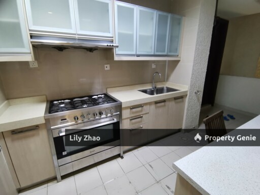 High End Condo with Private Lift For Rent, Full Sea View, 3+3 Rooms, 5 Bath, 2,450 Sqft, The Peak Vista, Kota Kinabalu City