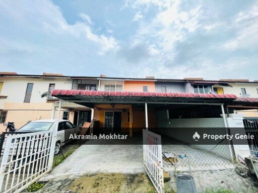 Freehold | Rumah Teres dua tingkat Jalan Semarak Bukit Beruntung Rawang Selangor