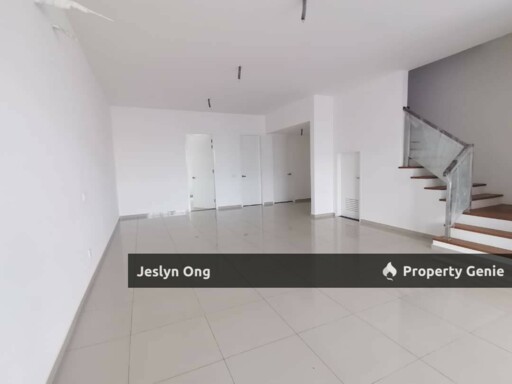 2 Storey Terrace House @ South Hills Bandar Seri Alam for Sale