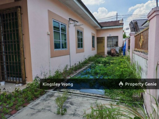 Pengkalan Indah Link Botani Single Storey Inter Corner House Near schools St18 Mall