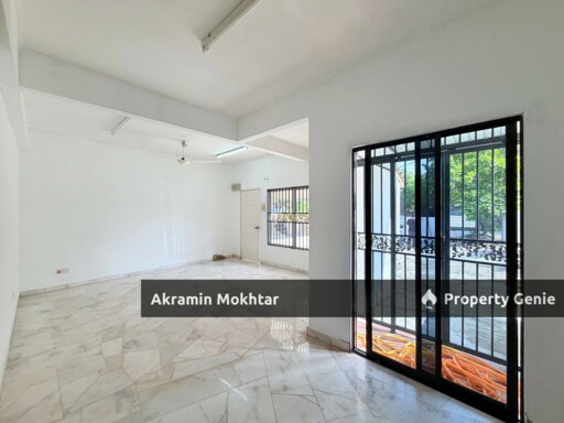 FREEHOLD, END LOT & TERMURAH | 2 Storey Terrace, Taman Pinggiran Senawang, Senawang