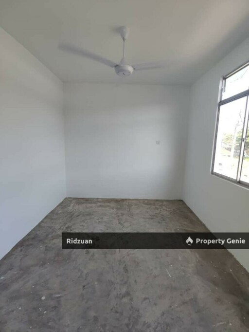 Double Storey Corner Lot, Taman Harmoni, Simpang Renggam