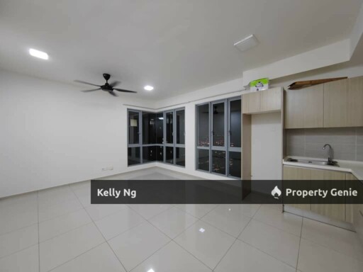 Gravit 8 Partly Furnished At Kota Bayuemas Klang For Rent