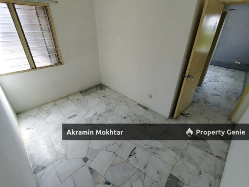 IRIS APARTMENT SAUJANA UTAMA SUNGAI BULOH