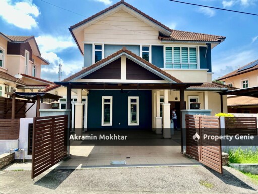 Freehold, Partially Furnished & Renovated | Double Storey Bungalow Sg Merab Desa Villa Idaman, Bangi Kajang