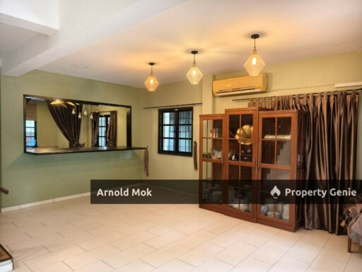 2 storey Bungalow House at Jalan Dapat Kampung Bahru, Johor Bahru for Rent
