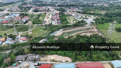 Tanah Geran Individu Kampung Paya Jaras Hilir Sungai Buloh Selangor .