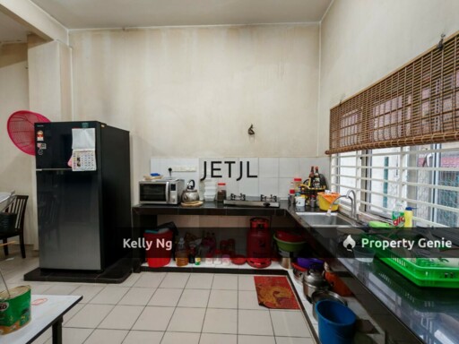 Double Sty House At Taman Saga Klang For Sale