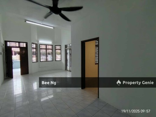 Taman Pulai Indah / 1.5 Storey Terrace / Full Loan