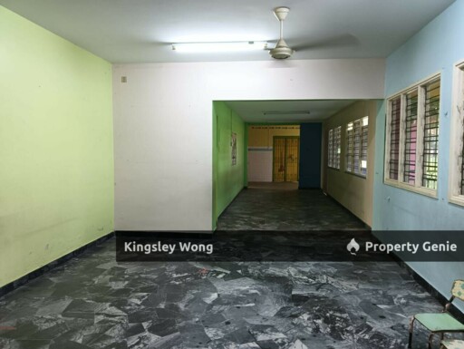 Jalan Kampar Housing Trust Ipoh Single Storey Bungalow Land size: 10,800 sq. ft For Sale Ipoh Town