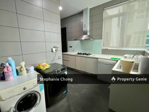 ✨ The Pearl @ KLCC – Elegant 3+1BR with Private Lift & Sky Lounge for Rent! ✨