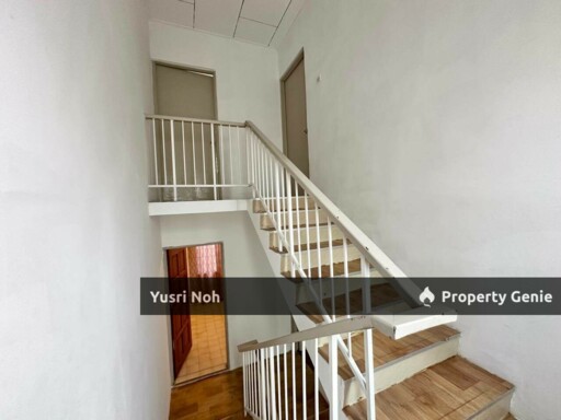 3 Storey Terrace Taman Dagang, Ampang