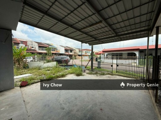 Tmn Dato Amar Diraja Double Storey Corner Lot House for Sale