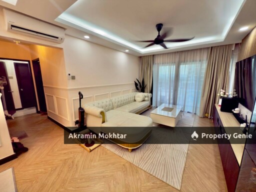 Freehold, Fully Furnished, Fully Renovated, Corner Unit & Covered Parking | Residensi Sutera 7, Taman Sutera Kajang Selangor .