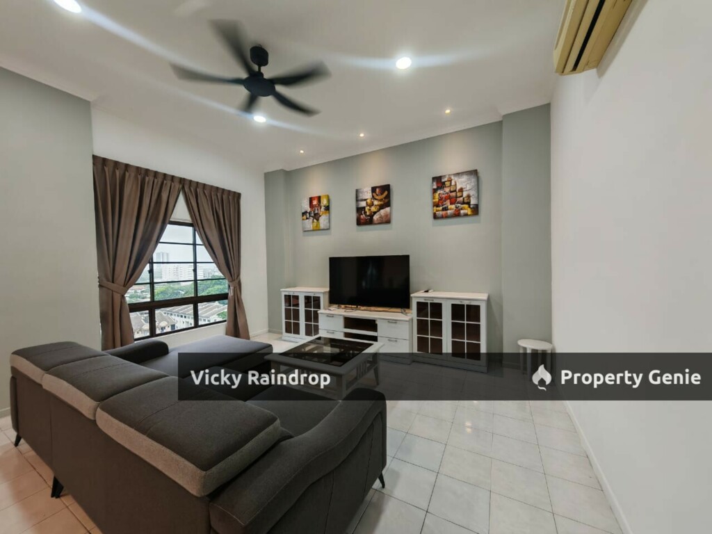 [FOR SALE] BELOW VALUE SELAT HORIZON CONDO LEVEL 11 4 BEDROOM FREEHOLD NEWLY RENOVATED AND FURNISHED