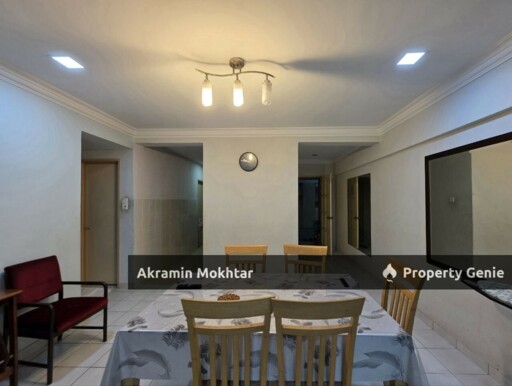 Freehold, Corner Unit, Partially Furnished & 2 Parking | Sri Cempaka Apartment, Jalan Sepakat Indah Kajang