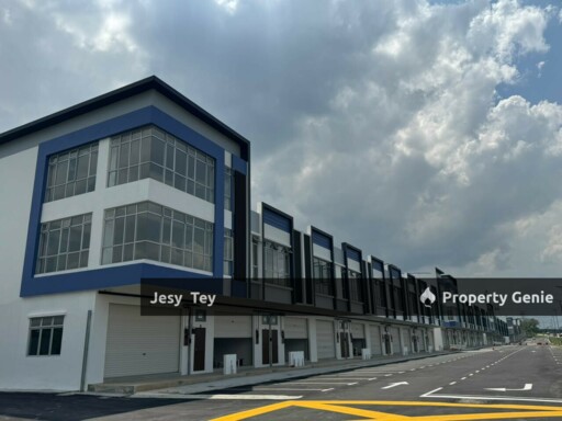 Pasir Gudang Double Storey Shop Lot For Rent (G.Floor)