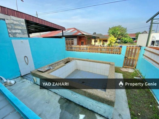Taman Meru, Klang | Single Storey Terrace 4 Bedrooms | RM420K - Renovated With Mini Swimming Pool Unit And Facing Open