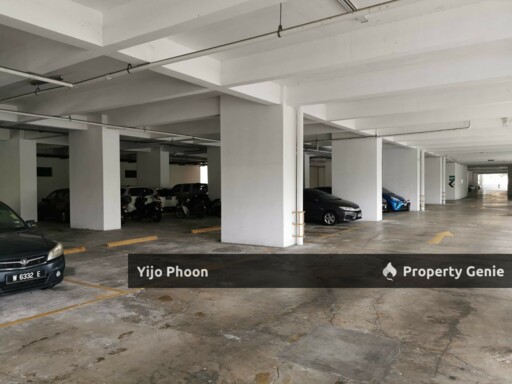 Low Density Condo at Templer Park with 2 Car Park 3 Bedroom+ 3 Bathroom