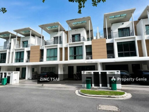 3 Storey Terrace @ Lake Point Residence {Save RM 171,000}