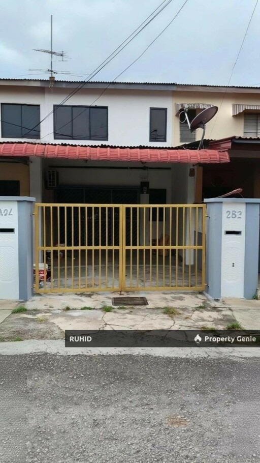 Double Storey Low Cost House For Sale at Taman Damai Jaya Skudai | Renovated | Freehold