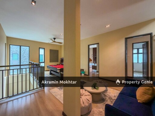 Renovated & Fully Furnished | 3 Storey Bungalow Kristal Court Seksyen 7, Shah Alam