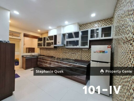 Bukit Tinggi 2 Klang Fully Furnished 4B4B 2 Storey Terrance House For Rent