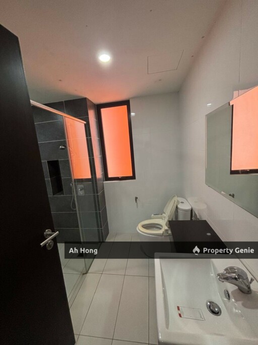 Taman Molek / Ponderosa Lakeside / 2bedroom / Fully Furnished
