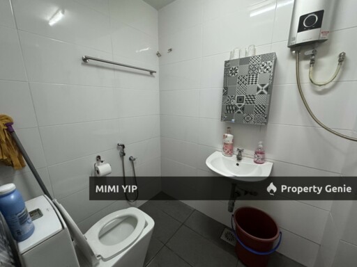 2 Storey Terrace Semi-D Bandar Tun Hussein Onn