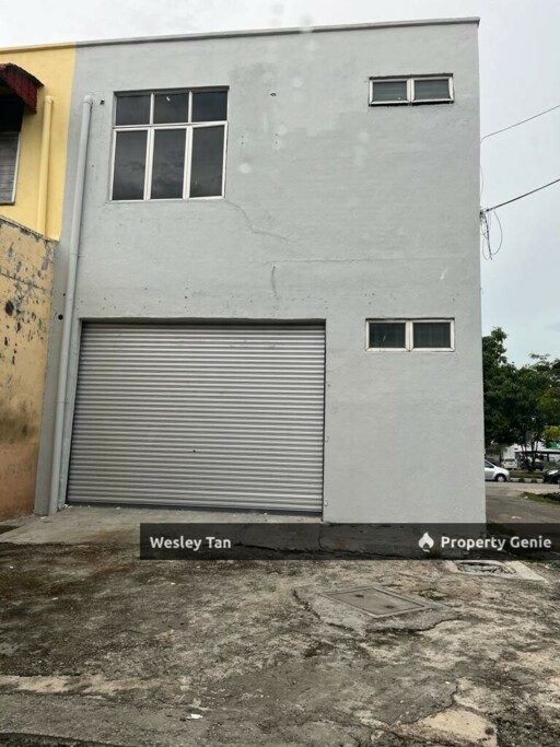 Krubong Freehold 2 Storey Shop Endlot 20x70 Main Road Facing Near SPA