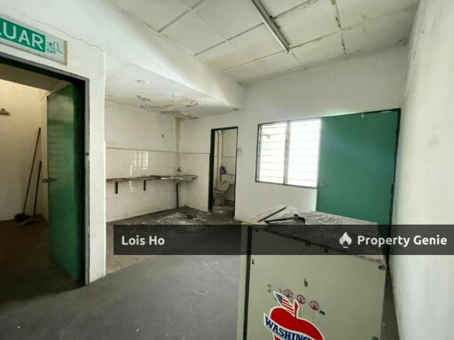 FOR SALE Taman Merdeka Double Storey Shoplot ENDLOT RM698k