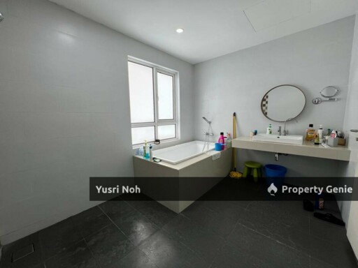 Endlot 3 Storey Camelia Tamansari Rawang - Facing Open